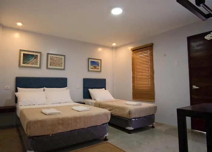 Santa Fe Club Hotel